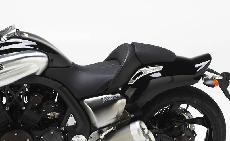 Corbin Gunfighter Pillion Seat (1700)